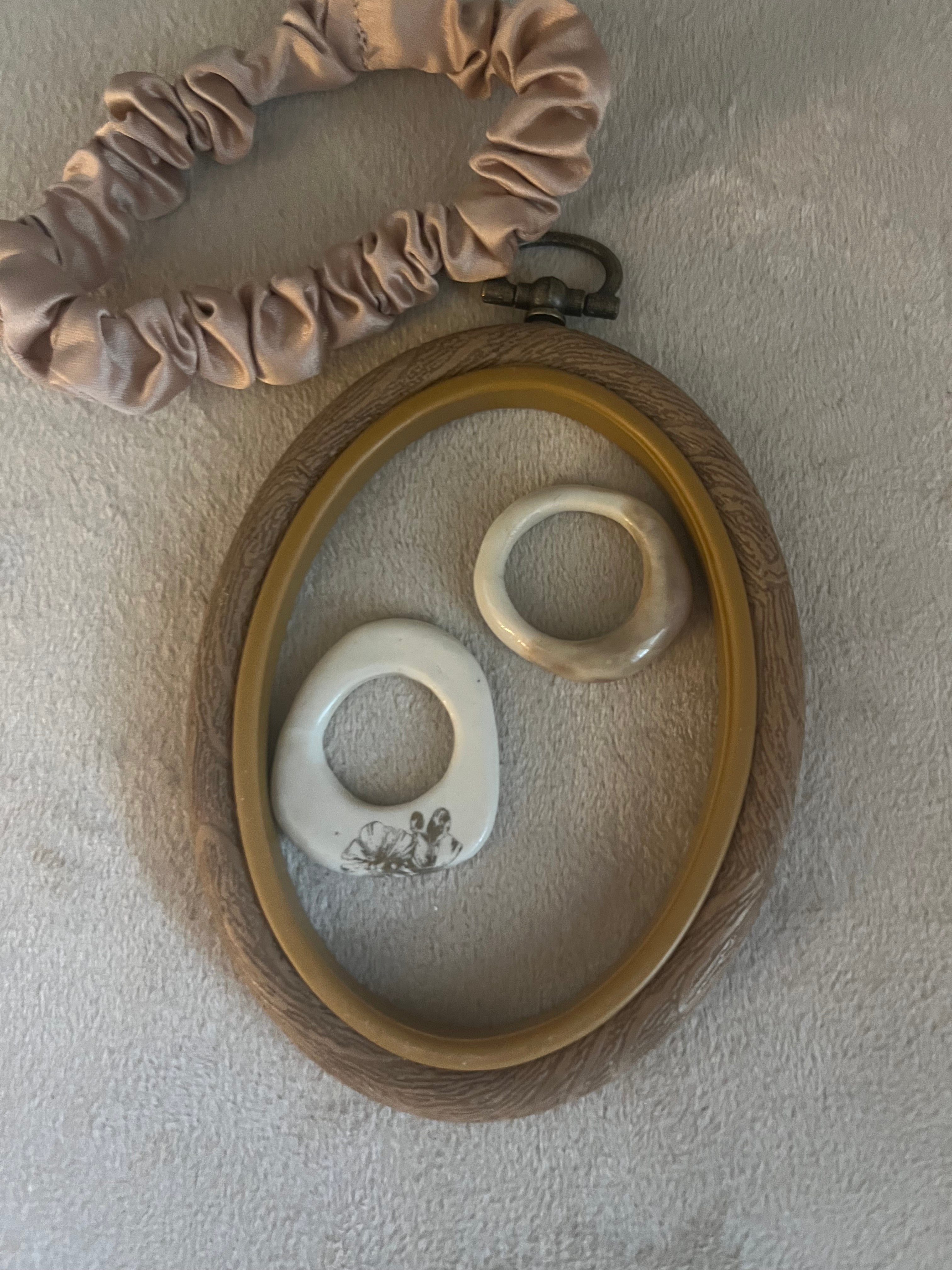 Atelier de création de bagues en porcelaine